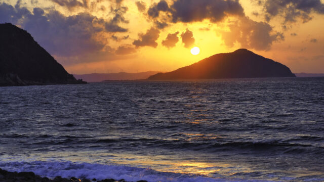 黒磯の夕日：糸島の水彩画のような夕焼け